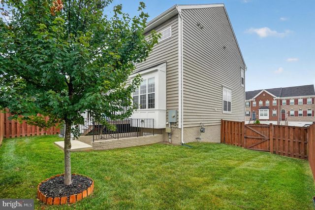 3185 BARBEQUE PL, Woodbridge, VA 22193