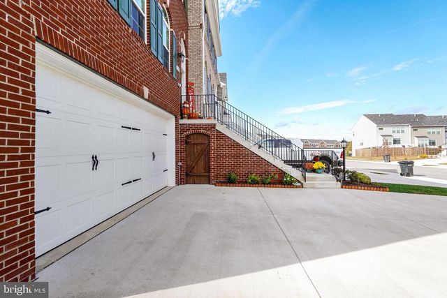 3185 BARBEQUE PL, Woodbridge, VA 22193