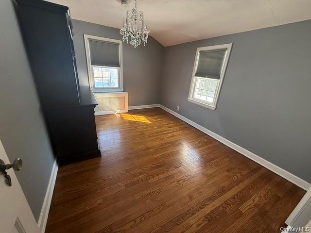 201 Stuyvesant Avenue, Merrick, NY 11566