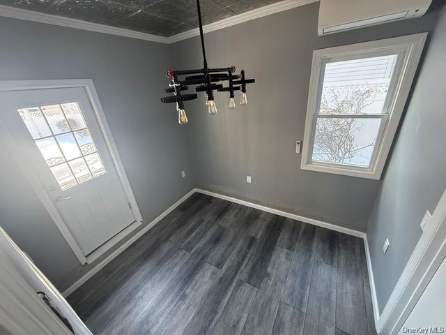 201 Stuyvesant Avenue, Merrick, NY 11566