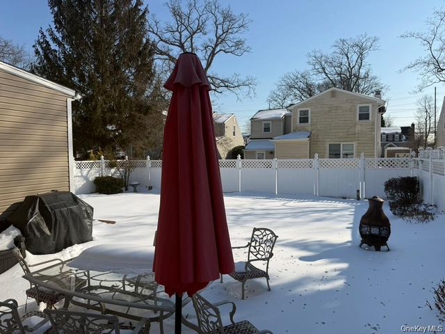 201 Stuyvesant Avenue, Merrick, NY 11566