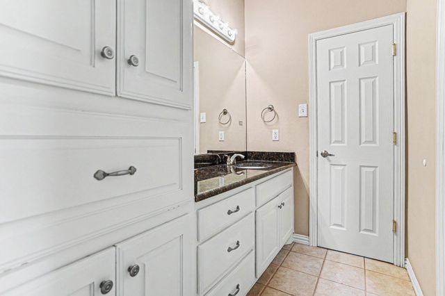 3951 Joe Wilson Rd Road, Midlothian, TX 76065