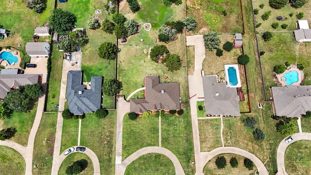 3951 Joe Wilson Rd Road, Midlothian, TX 76065