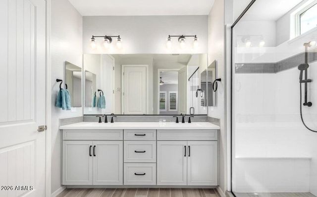 2617 S ENTWISTLE Street, Gilbert, AZ 85295