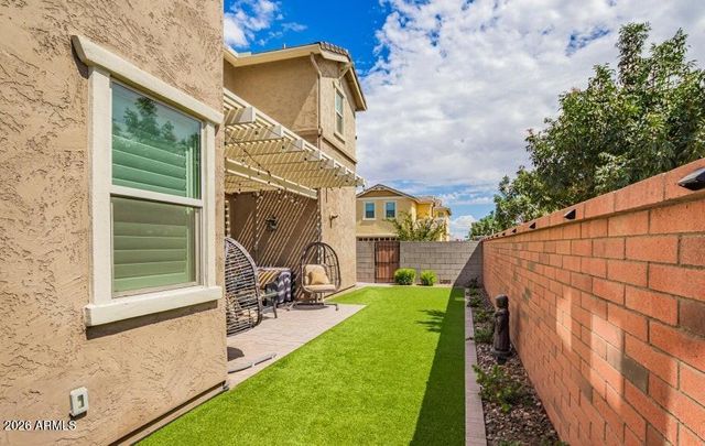 2617 S ENTWISTLE Street, Gilbert, AZ 85295