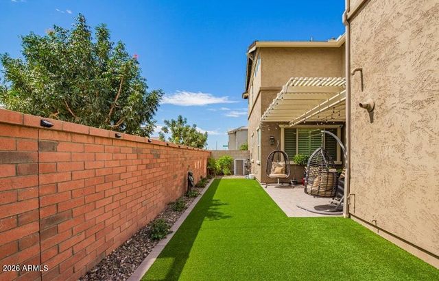 2617 S ENTWISTLE Street, Gilbert, AZ 85295