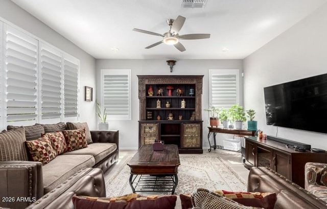 2617 S ENTWISTLE Street, Gilbert, AZ 85295