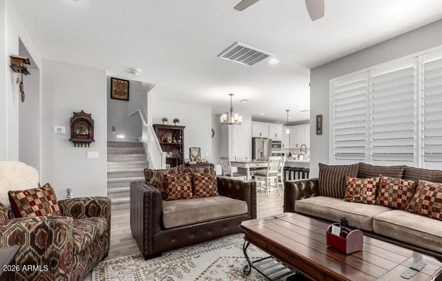 2617 S ENTWISTLE Street, Gilbert, AZ 85295