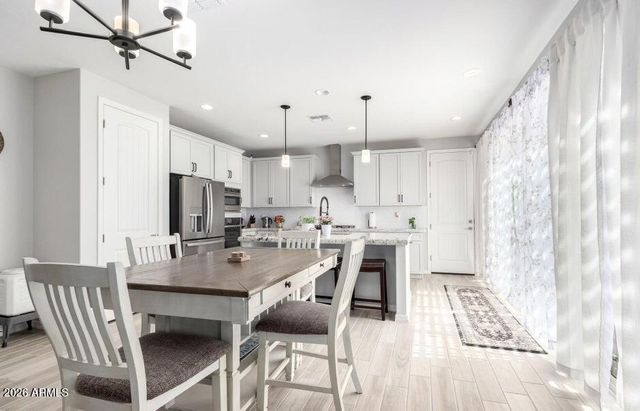 2617 S ENTWISTLE Street, Gilbert, AZ 85295