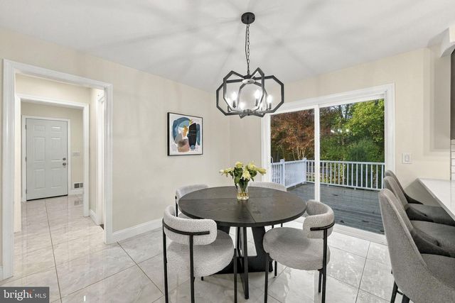 68 JOHNSON DR, Belle Mead, NJ 08502