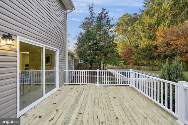 68 JOHNSON DR, Belle Mead, NJ 08502