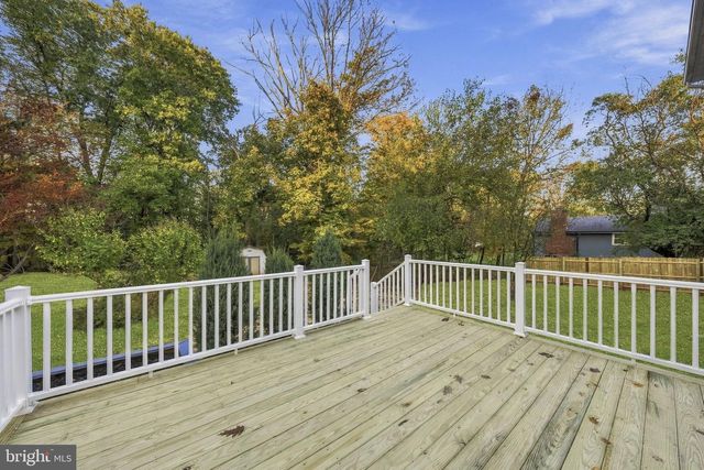 68 JOHNSON DR, Belle Mead, NJ 08502