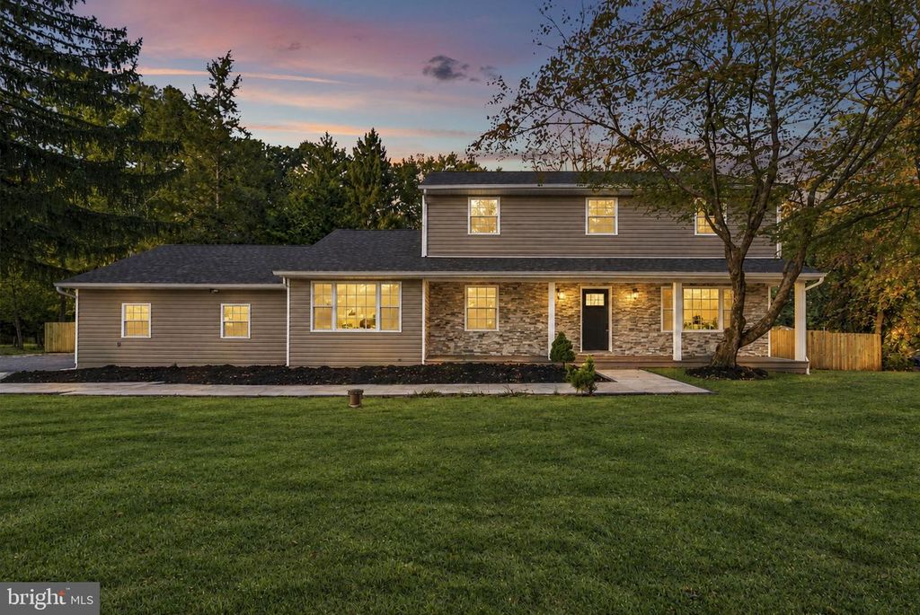 68 JOHNSON DR, BELLE MEAD, NJ 08502 — exterior