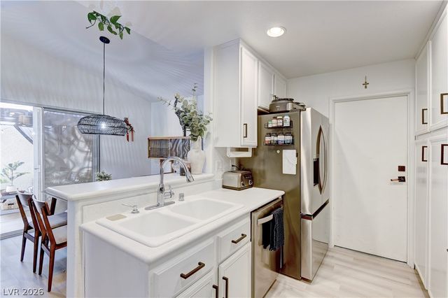 5400 Tassara Way 106, Las Vegas, NV 89108