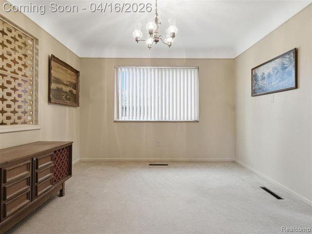 192 Booth Road, Troy, MI 48085