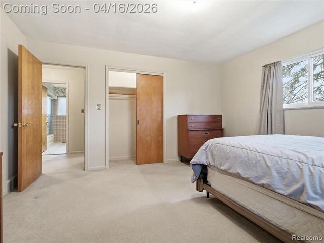 192 Booth Road, Troy, MI 48085