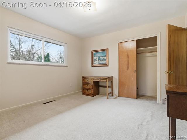 192 Booth Road, Troy, MI 48085