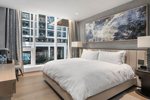 150 Seaport Blvd PH2C, Boston, MA 02210
