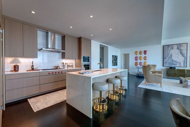 150 Seaport Blvd PH2C, Boston, MA 02210