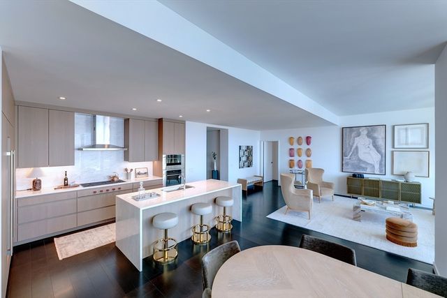150 Seaport Blvd PH2C, Boston, MA 02210