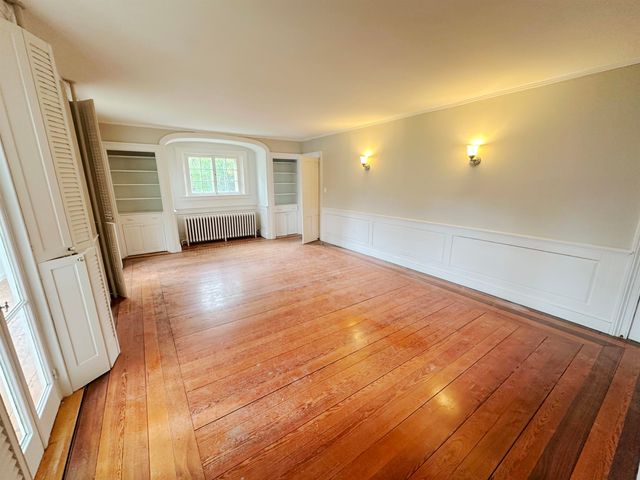 2 Pine Street, Windsor, VT 05089