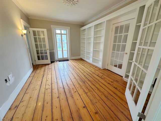 2 Pine Street, Windsor, VT 05089