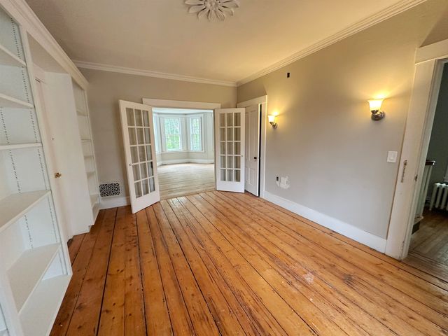 2 Pine Street, Windsor, VT 05089