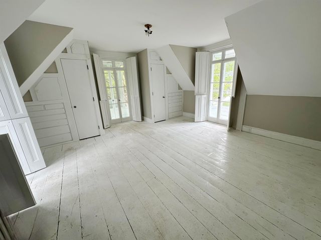 2 Pine Street, Windsor, VT 05089