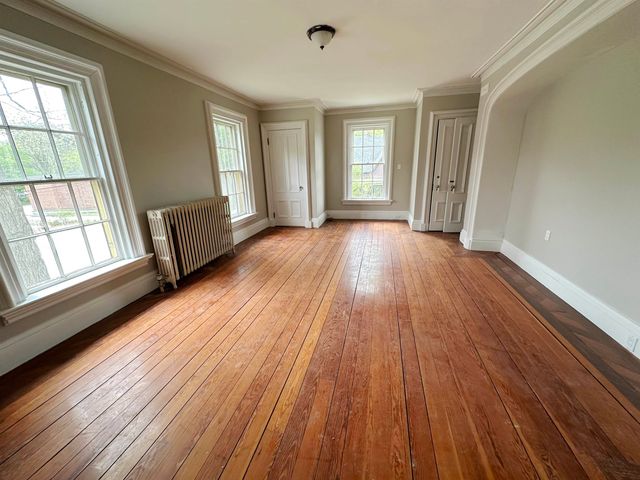 2 Pine Street, Windsor, VT 05089