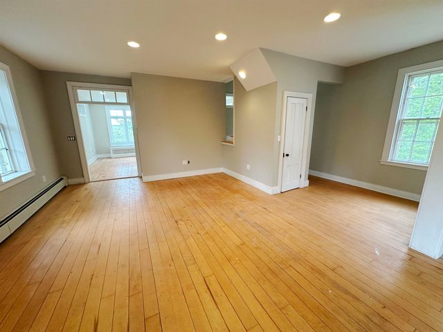 2 Pine Street, Windsor, VT 05089