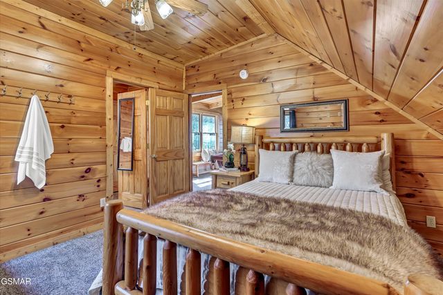 1904 Rhododendron Lane, Sevierville, TN 37876
