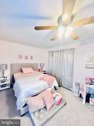 8 MEADOW PL, Waldorf, MD 20601