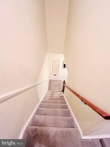 8 MEADOW PL, Waldorf, MD 20601