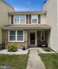 8 MEADOW PL, Waldorf, MD 20601