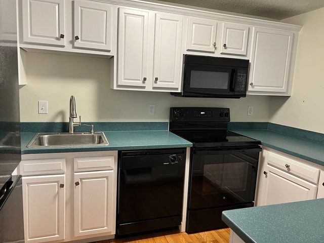 20 Abbey Rd 306, Leominster, MA 01453