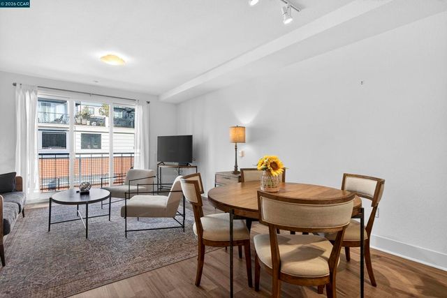 1517 1517 Brunswig Ln, Emeryville, CA 94608