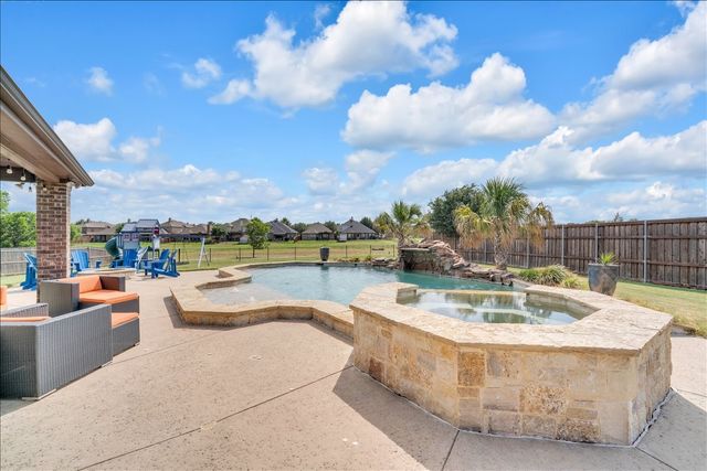 2824 Stackhouse Street, Fort Worth, TX 76244