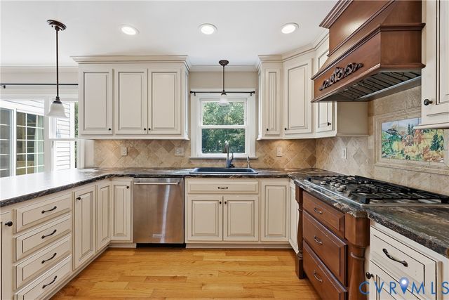 505 Martineau Dr, Chesterfield, VA 23836