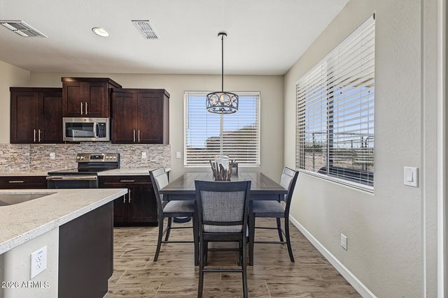 305 W LEANN Lane, New River, AZ 85087