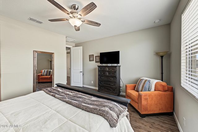 305 W LEANN Lane, New River, AZ 85087