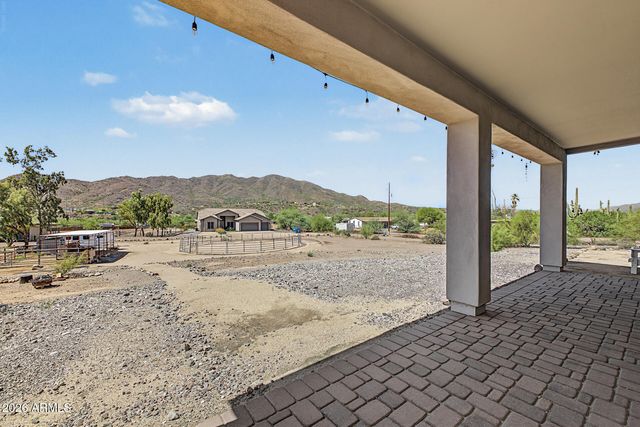 305 W LEANN Lane, New River, AZ 85087