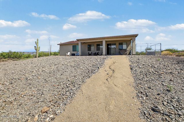 305 W LEANN Lane, New River, AZ 85087