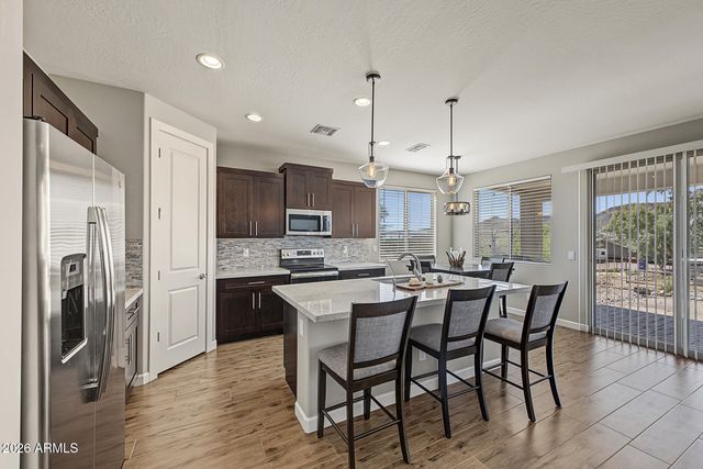 305 W LEANN Lane, New River, AZ 85087