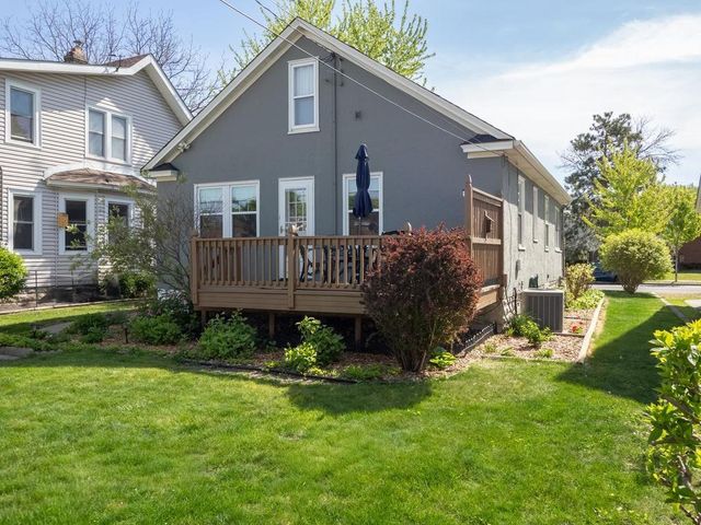 328 5th Avenue S, South Saint Paul, MN 55075