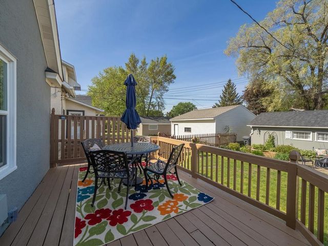 328 5th Avenue S, South Saint Paul, MN 55075