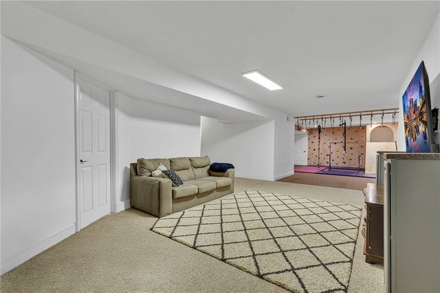 166 Eric Dr, Brighton Twp, PA 15009