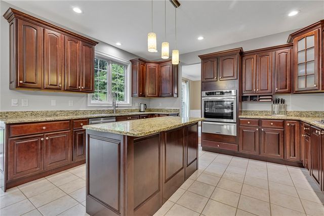 166 Eric Dr, Brighton Twp, PA 15009