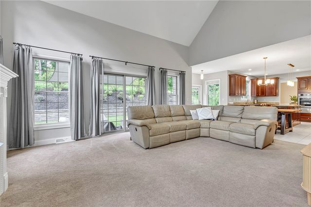 166 Eric Dr, Brighton Twp, PA 15009