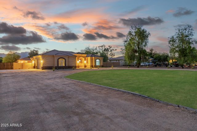 6532 N 185TH Avenue, Waddell, AZ 85355