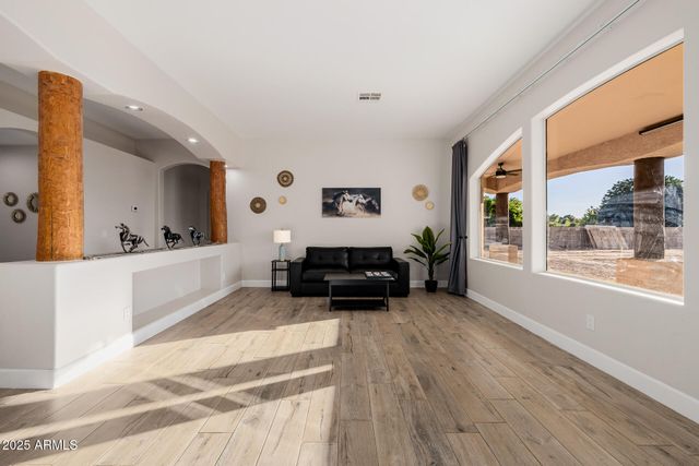 6532 N 185TH Avenue, Waddell, AZ 85355